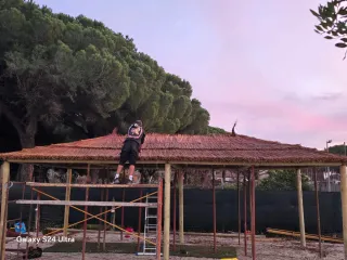 Pérgola de paja para jardín