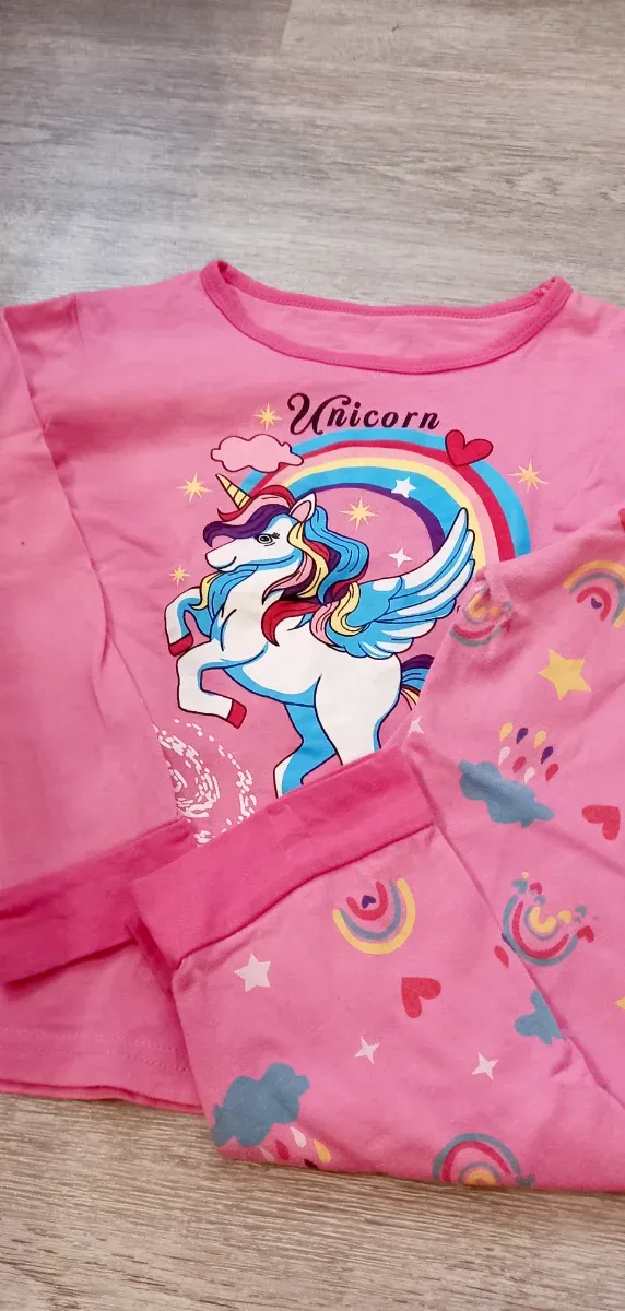 Pijama niña unicornio y arcoíris