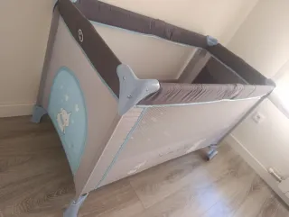 Cuna de viaje para bebé