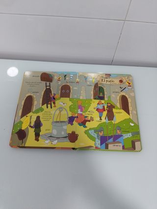 Caballeros Medievales (Peque-Flaps) (Spanish Ed...