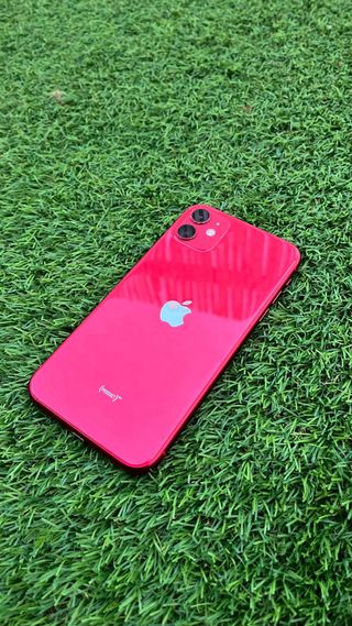 iPhone 11 Rojo 64GB - Batería Nueva
