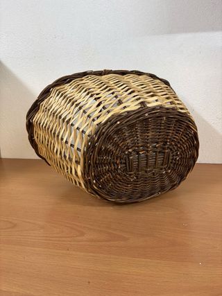 Cesto de mimbre para setas