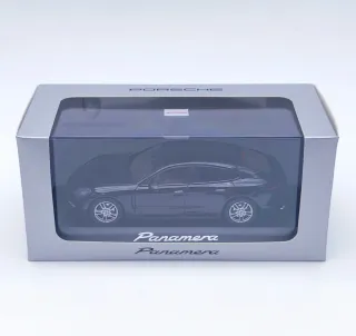 PORSCHE PANAMERA 1:43 HERPA
