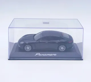 PORSCHE PANAMERA 1:43 HERPA