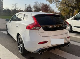 Kilometraje: 120.000 km |  Revisiones oficiales |