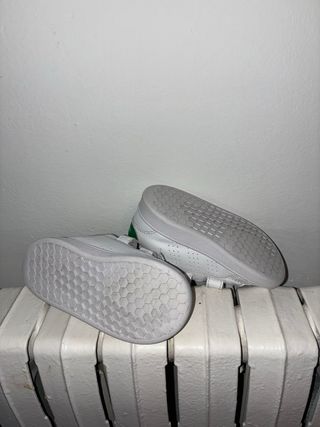 Adidas Bambas talla 22