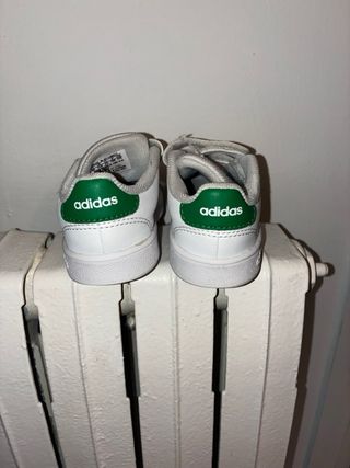 Adidas Bambas talla 22