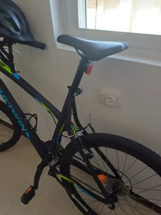 Bicicleta B'twin 27 + Casco