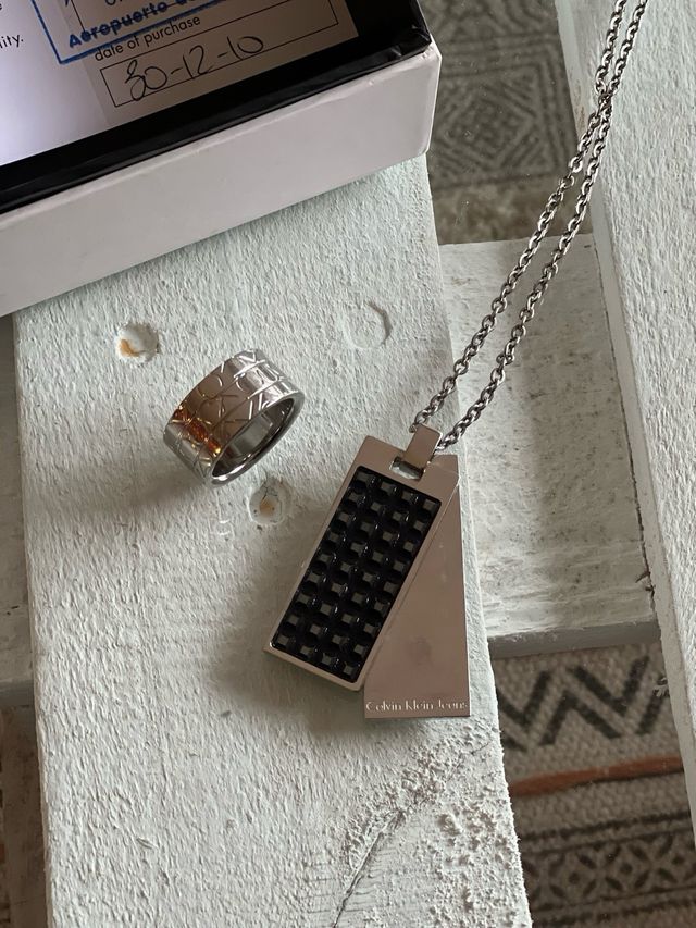 Conjunto Anillo y Collar Calvin Klein