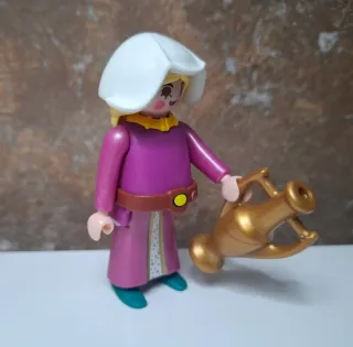 Playmobil custom tabernera embarazada belén