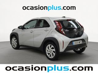 Toyota Aygo X Cross 1.0 VVT-I Play 53 kW (72 CV)