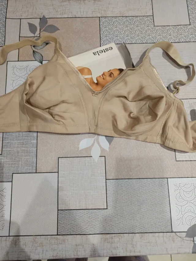 Sujetador Estela sin aros beige