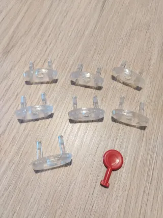 Protectores Enchufes Niños (7uds) + Llave