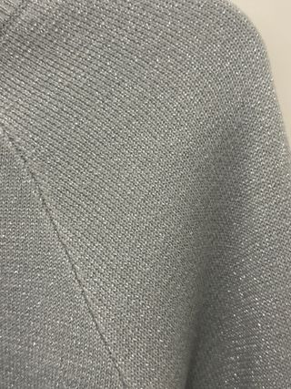 Jersey gris con brillos