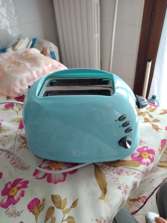 Tostapane azzurro Kitchen Colors