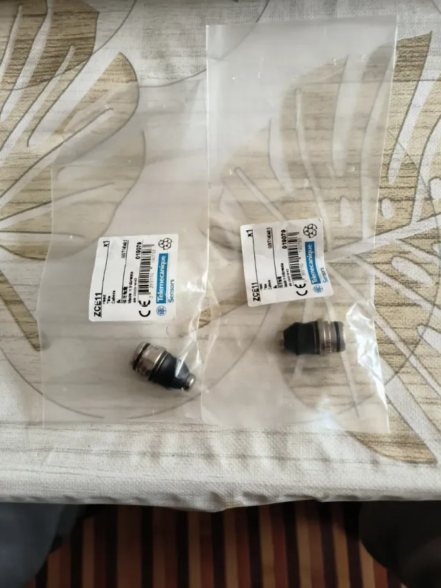 Telemecanique ZCE11 ZCE02 Cabeza Pulsador Metálico