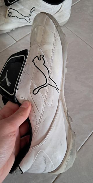 Scarpe da calcio Puma bianche e argento