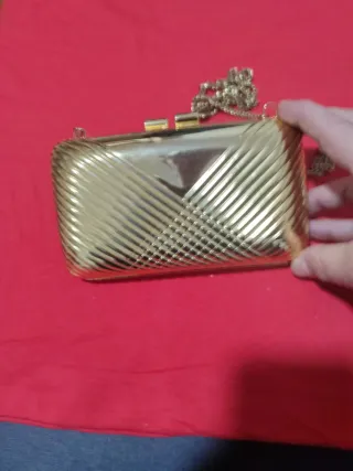 Bolso de mano Clutch dorado