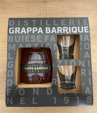 Distillerie Buiese Grappa Barrique con 2 bicchieri