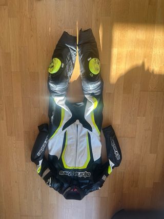 Mono Alpinestars Talla 50