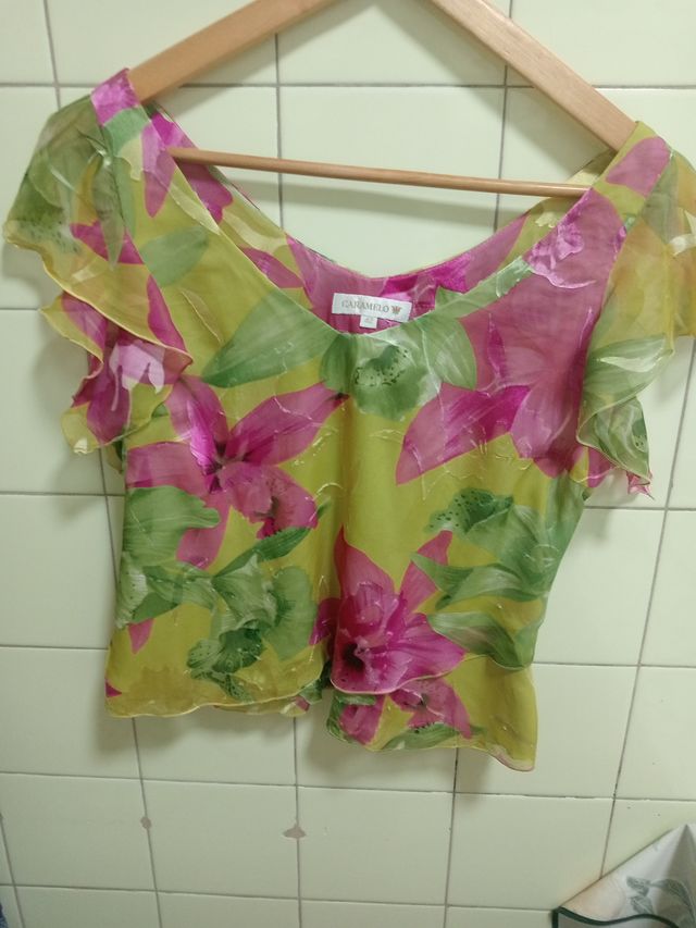 Conjunto falda y blusa floral