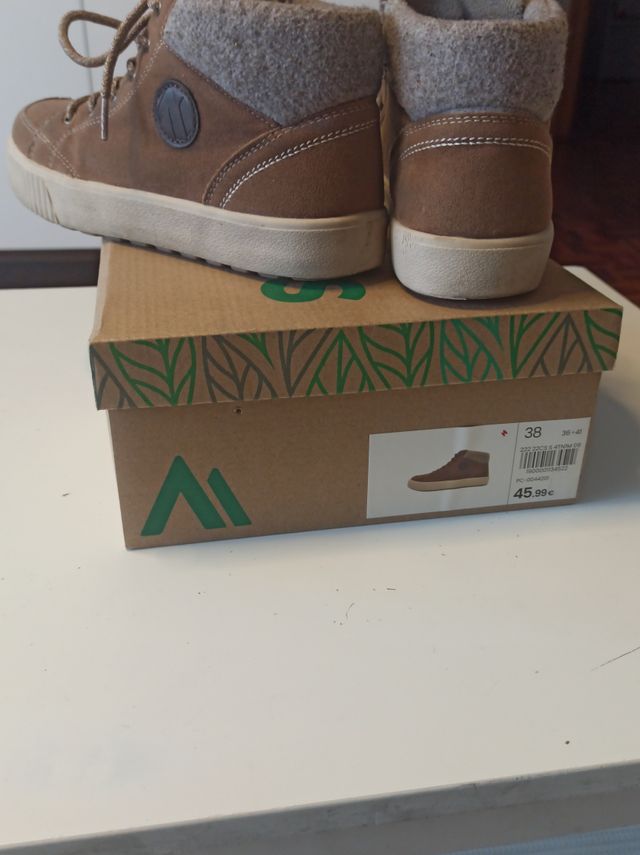 Botín de piel marrón