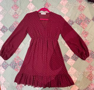 Vestido mini granate con topos dorados