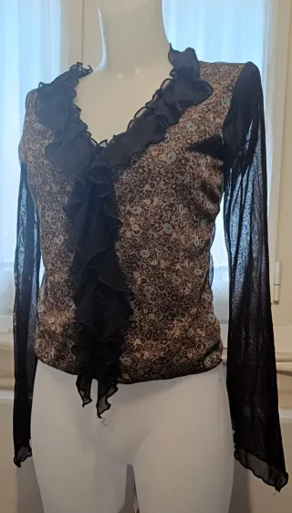 Camiseta Being Free marron y flores talla unica