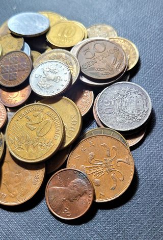 Lote de monedas extranjeras