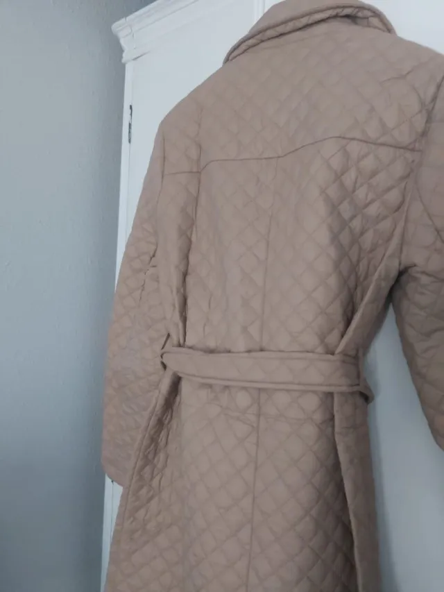 Chaqueta Beige Acolchada