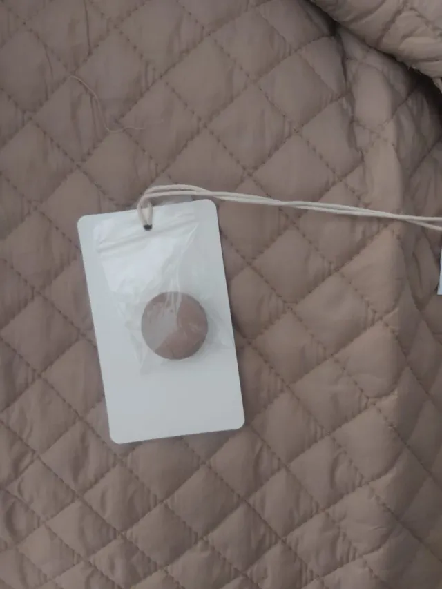 Chaqueta Beige Acolchada