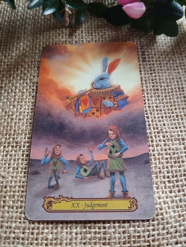 Tarot Wonderland – 78 Cartas (10 × 6 cm)