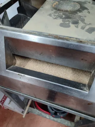 Máquina secadora de cubiertos