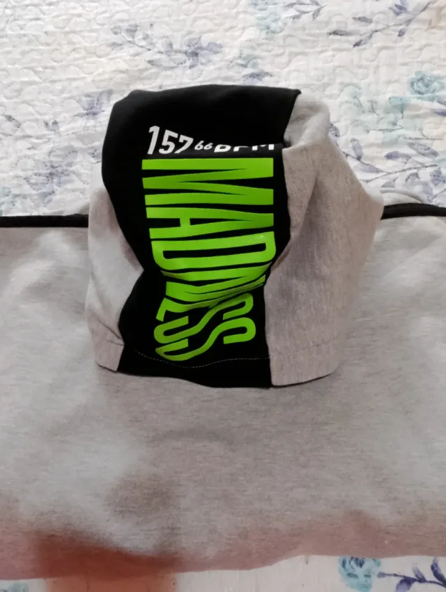 CHAQUETA + SUDADERA niño