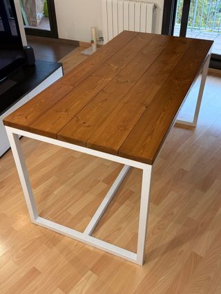 Mesa comedor madera y metal blanco