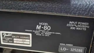 Amplificador Fender M-80