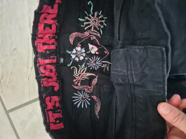 Pantaloni Desigual n.36