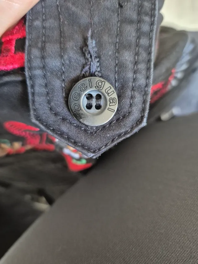 Pantaloni Desigual n.36