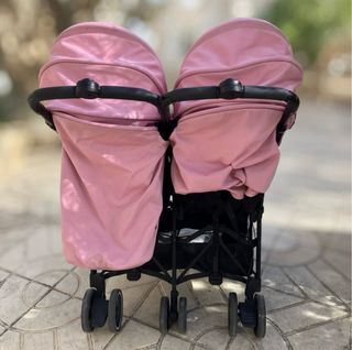 Cochecito gemelar de paseo