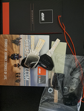 Maletas Laterales Givi V37NN Monokey