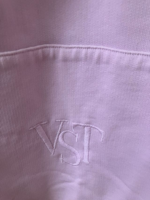 Sudadera rosa con corazones Vestagarments