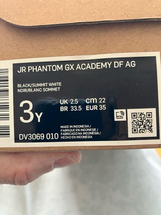 Botas futbol Nike niño