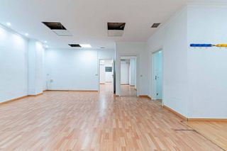 Local comercial en venta en Plaza de Toros - Santa Rita en Almería