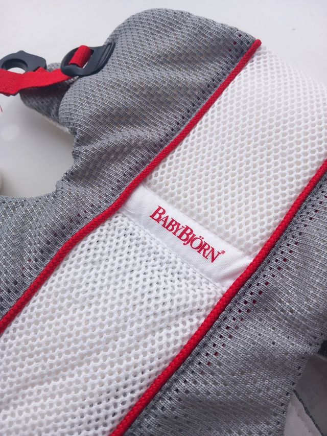 Portabebés. Marca Babybjörn