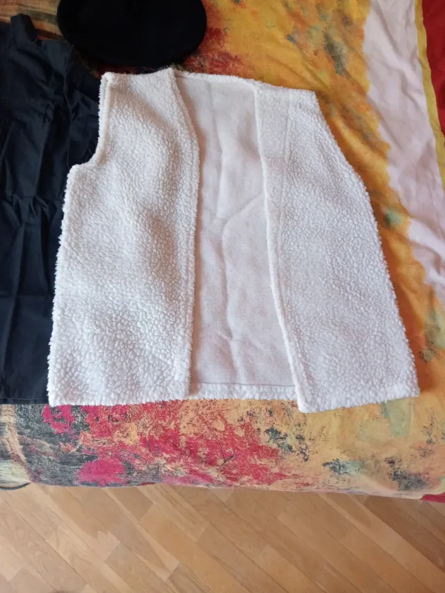 Blusón Negro +Txapela +  borrego