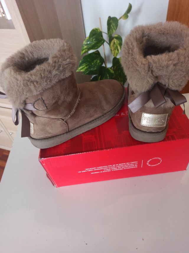 Botines niña marrones con pelo