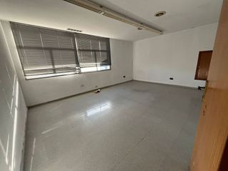 Oficina en alquiler en Elda