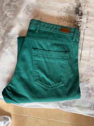 Pantalón chino verde Massimo Dutti