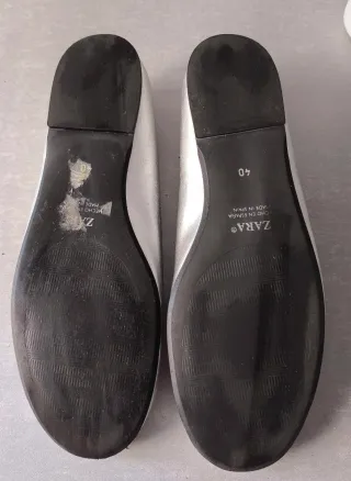 Manoletinas plateadas Zara