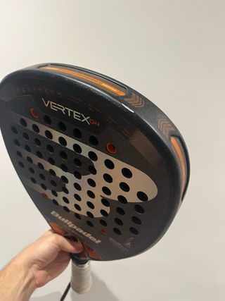 Pala Padel Bullpadel Vertex 04 Juan Tello